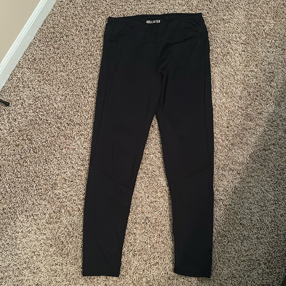 Hollister Black Athletic leggings Size Large